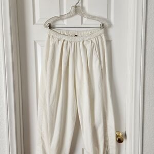Free People Cream Relaxed Fit Pants - Comfy, Cozy, & Stylish Boho!